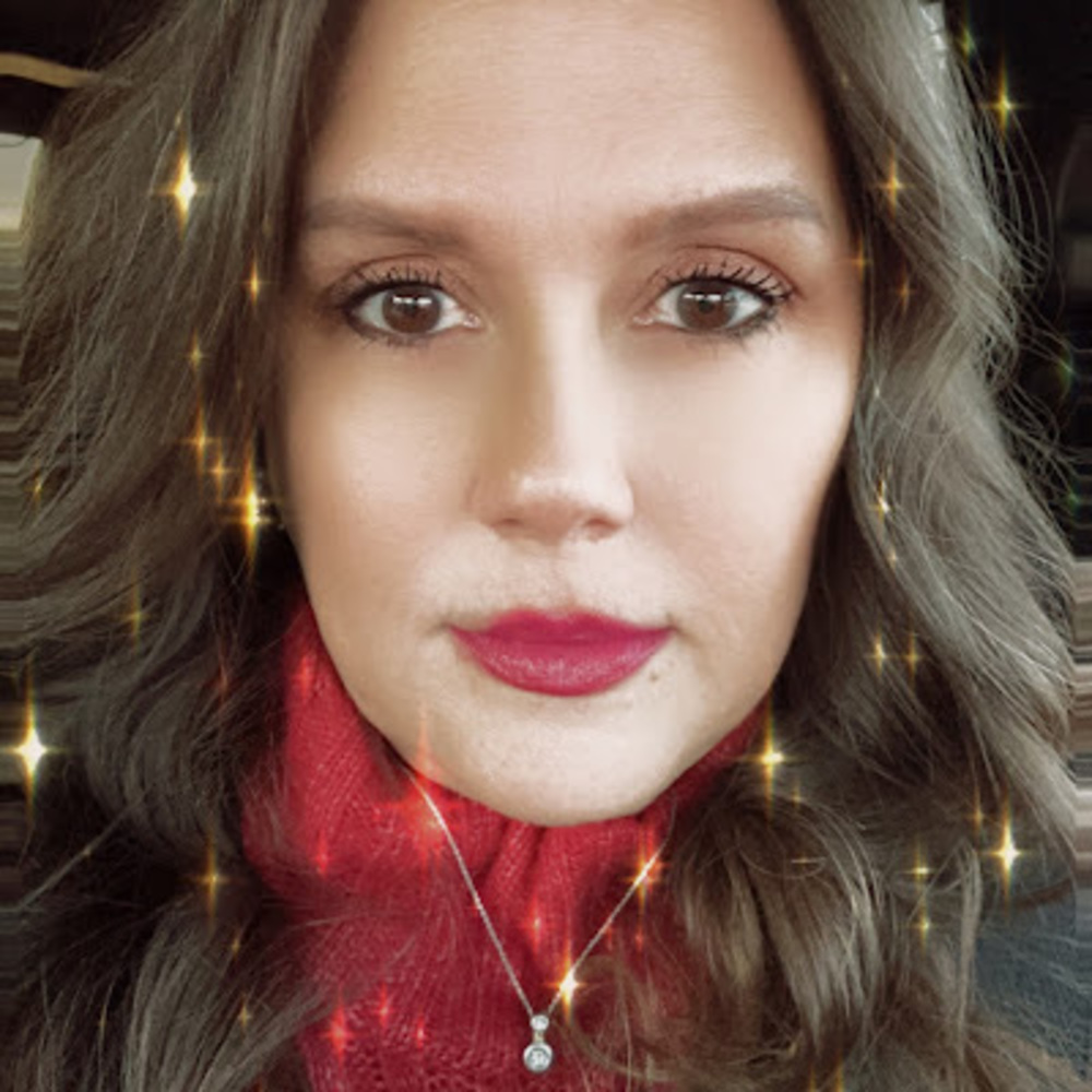 Meet your Posher, Angela